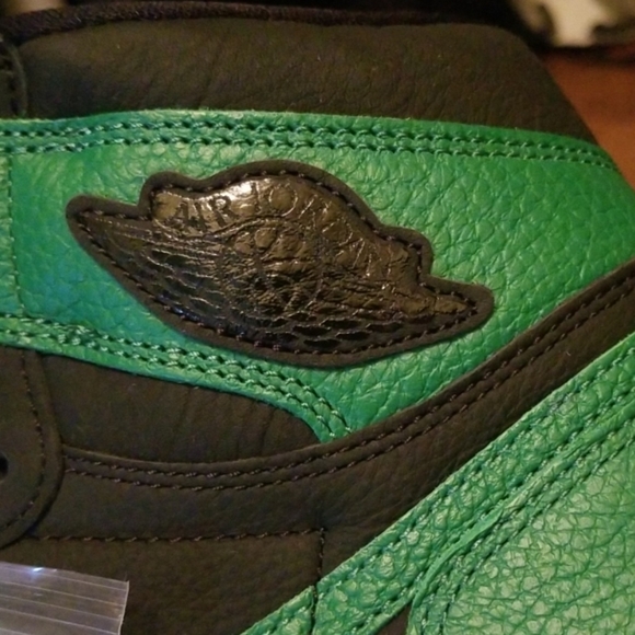 Nike Air Jordan 1 Retro High OG Pine Green 2.0 - Picture 6 of 7